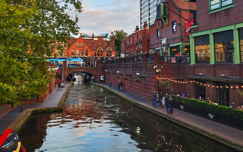 a photo of a canal in birmingham
