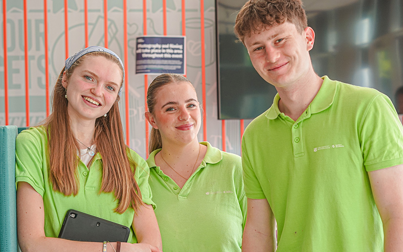 a photo of the reslife team